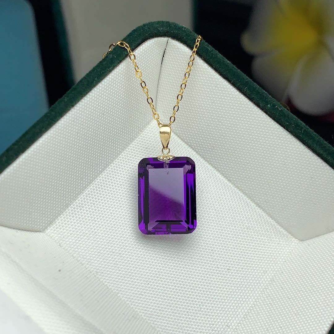 Amethyst Pendant With 18K Gold Buckle Jewelry